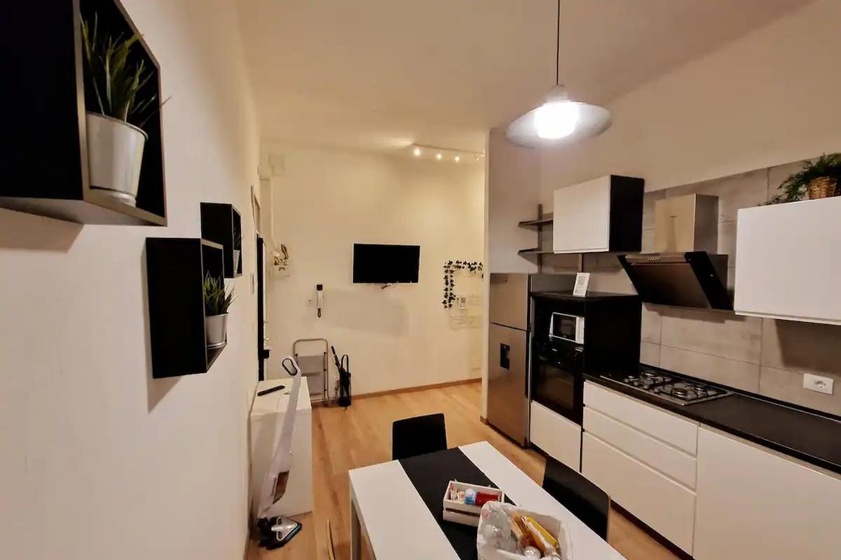 Fiera Station Apartment Bologne Extérieur photo